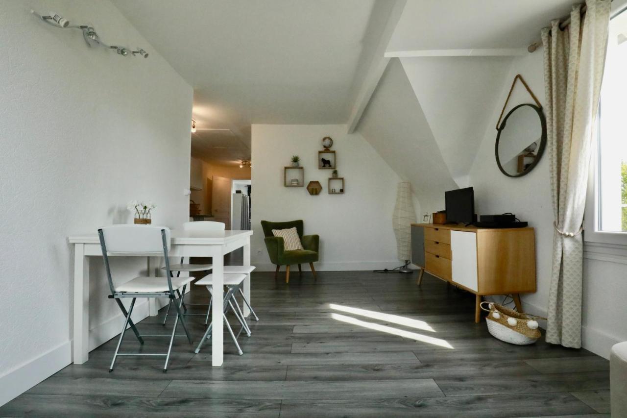 Appartement De L'Hippodrome Avec Deux Chambres Deauville Kültér fotó
