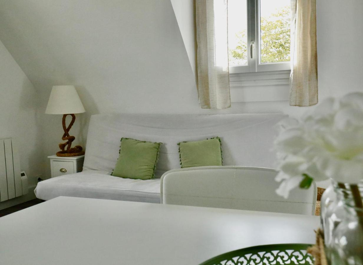Appartement De L'Hippodrome Avec Deux Chambres Deauville Kültér fotó